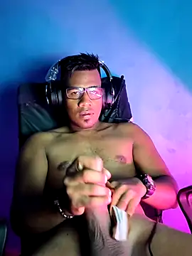 Clangel19 online show from 16, 10, 2025