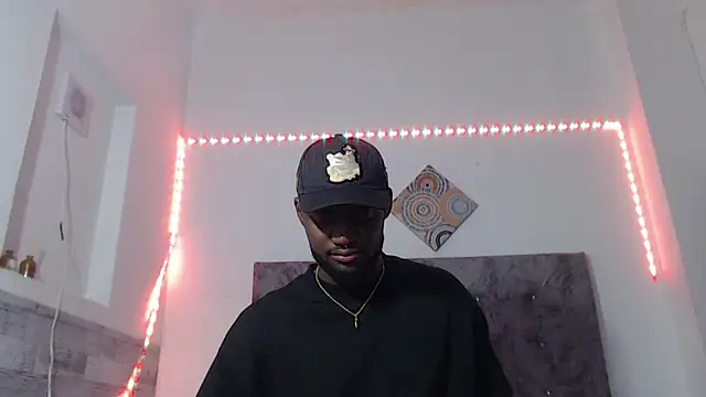 Snapshot of eebony_stallion chatting on 5, 7, 2026 eebony stallion online show from 5, 7, 2026