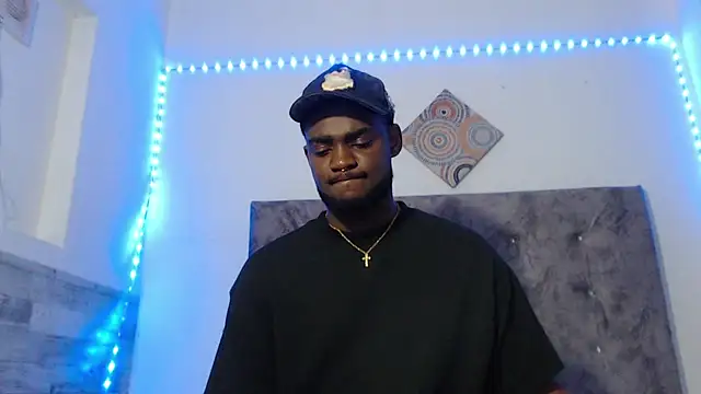 Snapshot of eebony_stallion chatting on 30, 6, 2026 eebony stallion online show from 30, 6, 2026
