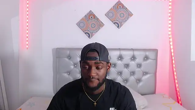 eebony stallion online show from 18, 12, 2025