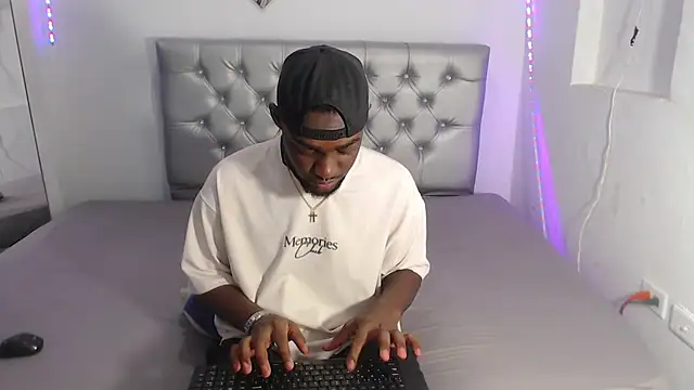 eebony stallion online show from 11, 11, 2025