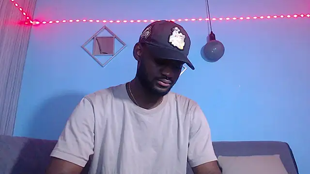 Snapshot of eebony_stallion chatting on 8, 6, 2026 eebony stallion online show from 8, 6, 2026