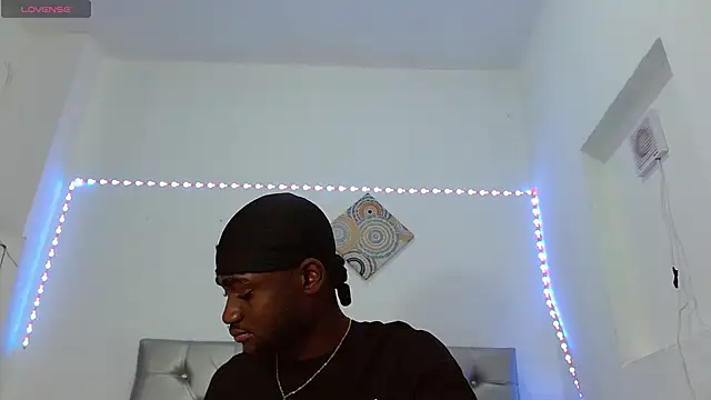 eebony stallion online show from 13, 11, 2025