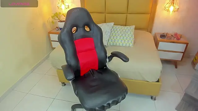 MELISSAROUGE online show from 7, 10, 2025