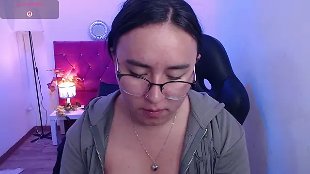 SashaGrey   online show from 17, 9, 2025