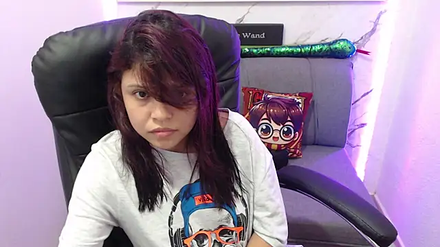 minnie cake online show from 10, 10, 2025