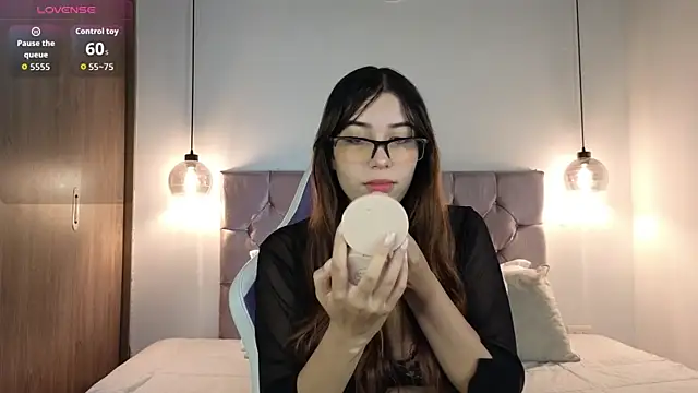 lila min online show from 18, 9, 2025