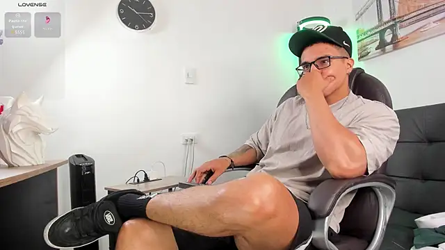 Dash Bukoski online show from 14, 11, 2025