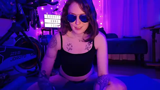 mistressannafoxx online show from 15, 3, 2026