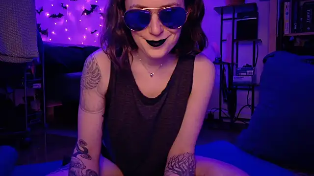 mistressannafoxx online show from 21, 4, 2026