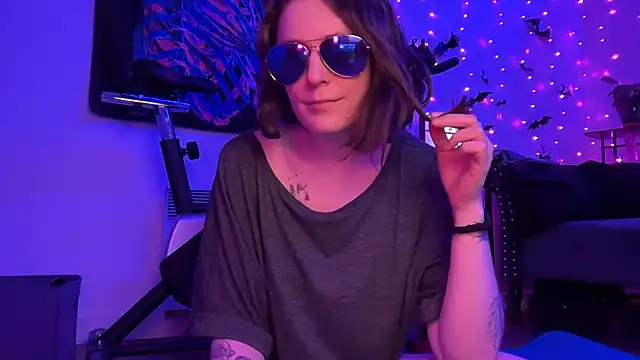 mistressannafoxx online show from 11, 1, 2026