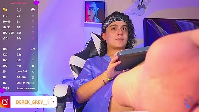 derek greyy  online show from 26, 10, 2025