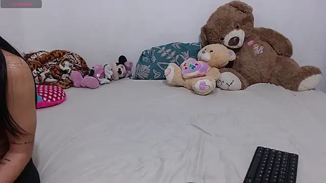 toxic sweet  online show from 20, 12, 2025