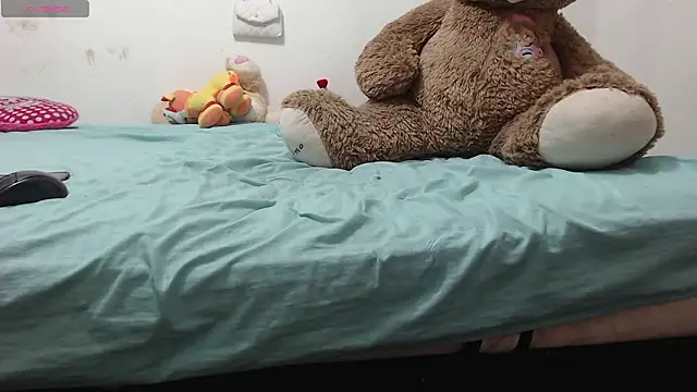 toxic sweet  online show from 13, 2, 2026