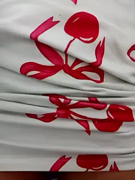 toxic sweet  online show from 28, 11, 2025