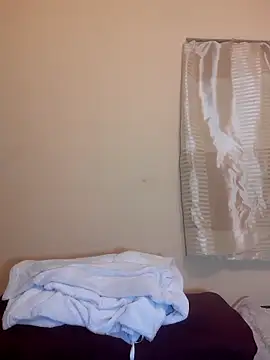 PRINCESSEMELXX93 online show from 18, 10, 2025