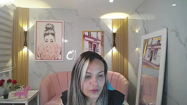 Snapshot of Jade_Jones_a chatting on 16, 10, 2025 Jade Jones a online show from 16, 10, 2025