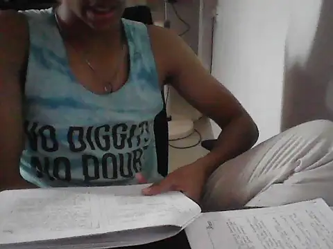 Snapshot of kjohn20 chatting on 2, 11, 2025 kjohn20 online show from 2, 11, 2025