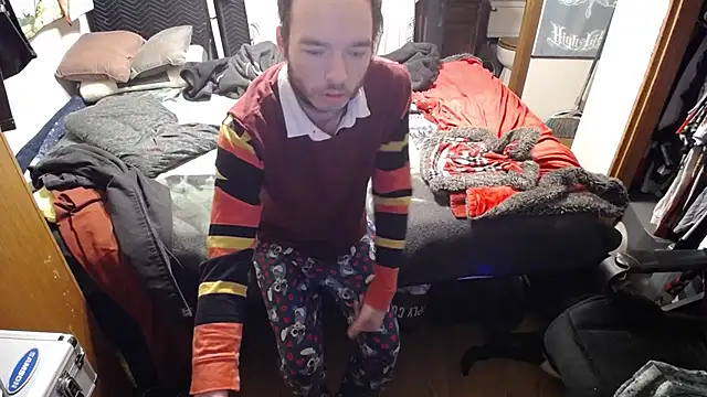 womenhateme69 online show from 27, 11, 2025