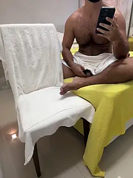 CasadoLutadorBigStuds online show from 14, 2, 2026