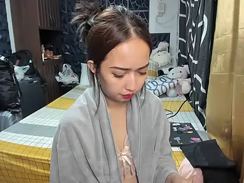 Soft Angel8 online show from 8, 11, 2025