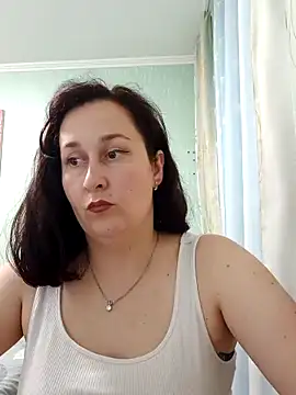 Amandda  online show from 10, 6, 2026