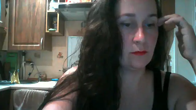 Amandda  online show from 15, 9, 2025