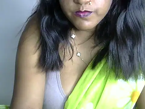 Cute mikii online show from 15, 2, 2026