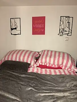 Snapshot of Rosieredxox chatting on 19, 9, 2025 Rosieredxox online show from 19, 9, 2025