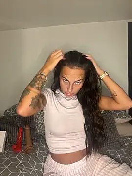 Snapshot of Rosieredxox chatting on 9, 9, 2025 Rosieredxox online show from 9, 9, 2025