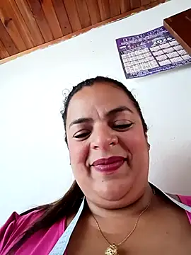 Mia-Glow online show from 11, 3, 2026