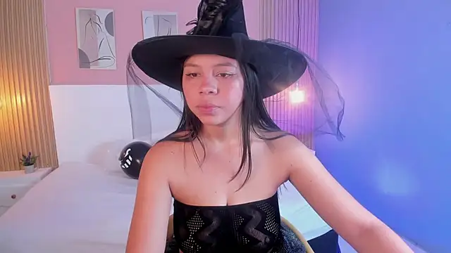 Snapshot of candy_lux30 chatting on 31, 10, 2025 candy lux30 online show from 31, 10, 2025