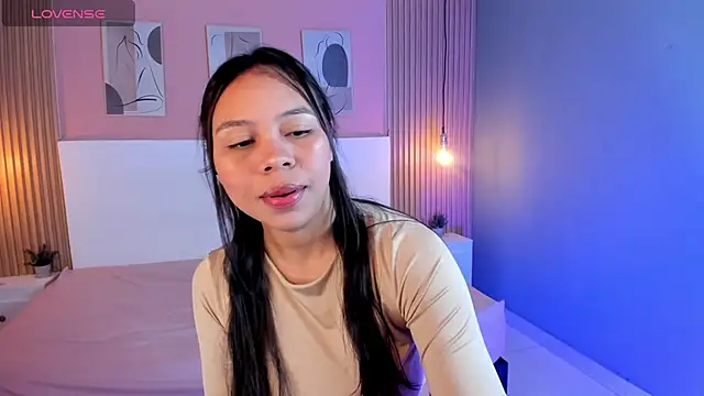 Snapshot of candy_lux30 chatting on 14, 10, 2025 candy lux30 online show from 14, 10, 2025