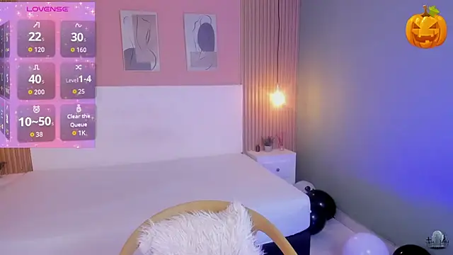 Snapshot of candy_lux30 chatting on 6, 11, 2025 candy lux30 online show from 6, 11, 2025