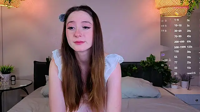 KayleeAgney online show from 5, 10, 2025