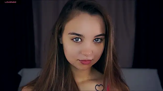 KayleenCurtis online show from 1, 11, 2025