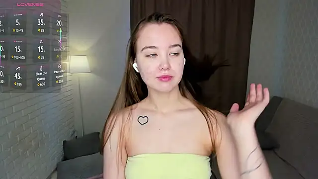 KayleenCurtis online show from 12, 3, 2026