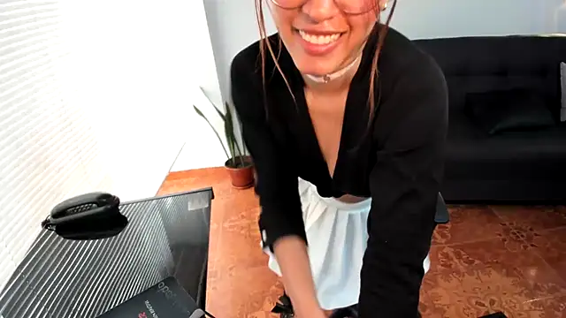 Snapshot of amy_lennox chatting on 17, 10, 2025 amy lennox online show from 17, 10, 2025