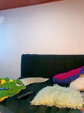 hotwife26 online show from 3, 12, 2025