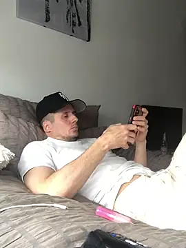 shyandchilling online show from 4, 5, 2026