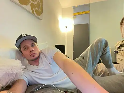 Snapshot of shyandchilling chatting on 23, 2, 2026 shyandchilling online show from 23, 2, 2026