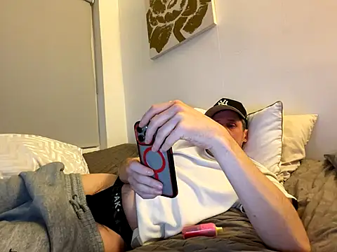 Snapshot of shyandchilling chatting on 13, 12, 2025 shyandchilling online show from 13, 12, 2025