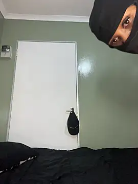 Sexy blackwoman online show from 28, 5, 2026