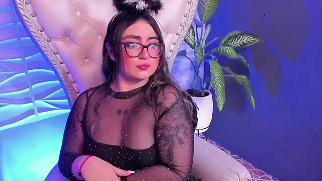 Snapshot of April__foxx chatting on 31, 10, 2025 April foxx online show from 31, 10, 2025