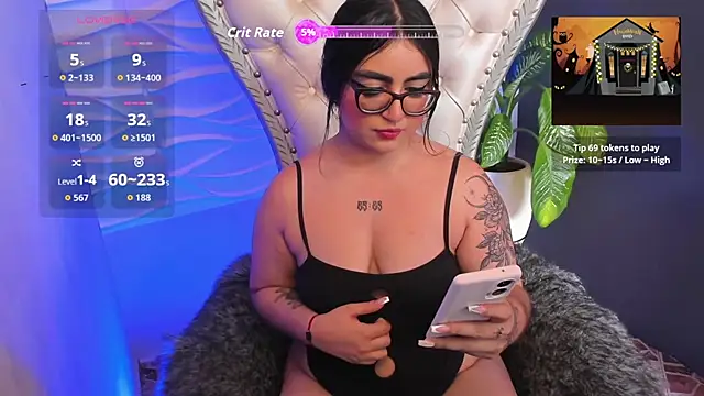 Snapshot of April__foxx chatting on 19, 10, 2025 April foxx online show from 19, 10, 2025