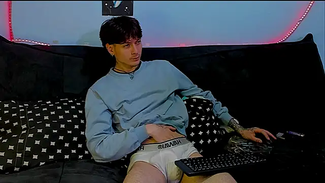 Dioniso guy8 online show from 15, 4, 2026