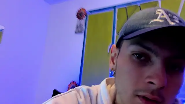 Dioniso guy8 online show from 15, 12, 2025