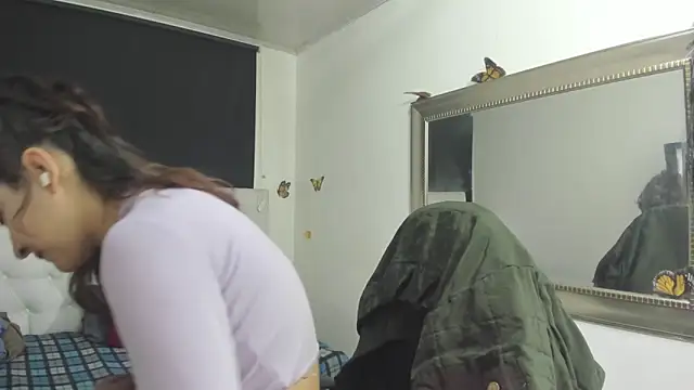 evelynesex online show from 10, 10, 2025