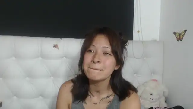 evelynesex online show from 9, 4, 2026