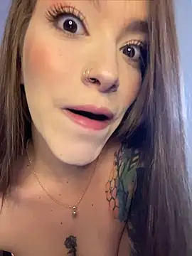 Snapshot of alysa_g_ chatting on 4, 7, 2026 alysa g online show from 4, 7, 2026